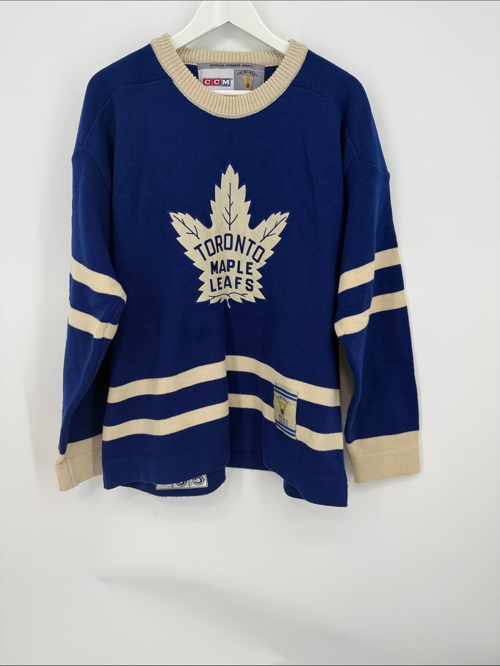CCM Toronto Maple Leafs Vintage Hockey Sweater Size Medium